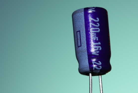 differ of capacitor